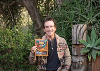 Jeff Probst Collaborates with Exploding Kittens for a Survivor-Themed Card Game