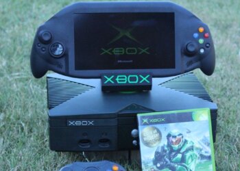 Xbox Portable Emerges with a 9-Inch Display, Wi-Fi 6, and 100W Fast Charging