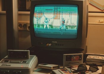 Aging SNES Consoles Show Increased Speed: APU Frequency Up by 182 Hz Over 35 Years